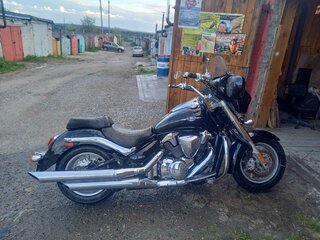 Suzuki Boulevard C109R