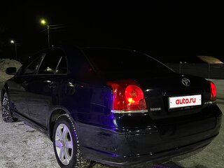 2004 Toyota Avensis II, синий, 700000 рублей, вид 4