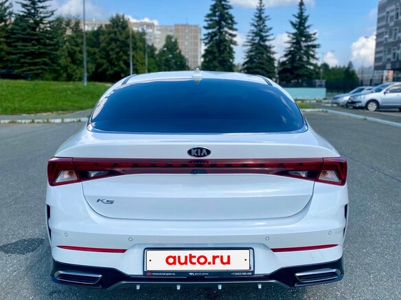 2020 Kia K5 III, белый, 2650000 рублей - вид 5