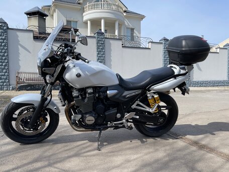 2007 Yamaha XJR1300, белый, 680000 рублей, вид 2