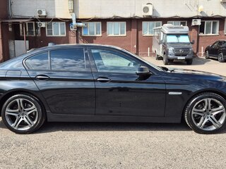 2016 BMW 5 серии 520d VI (F10/F11/F07) Рестайлинг, чёрный, 1950000 рублей, вид 4