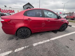 2012 Kia Rio 4-speed III, красный, 840000 рублей, вид 3