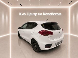 2016 Kia Ceed II Рестайлинг, белый, 1099000 рублей, вид 4