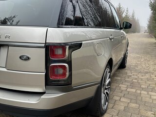 2019 Land Rover Range Rover IV Рестайлинг, золотистый, 9200000 рублей, вид 3