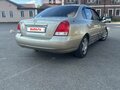 2001 Hyundai Elantra III (XD), золотистый, 350000 рублей - вид 9