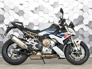 2021 BMW S 1000 R, белый, 1529000 рублей, вид 3