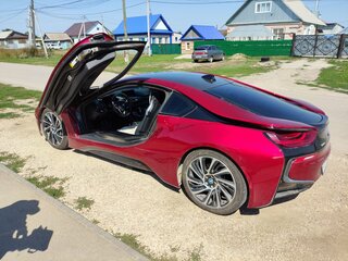 2015 BMW i8 I, красный, 5500000 рублей, вид 5