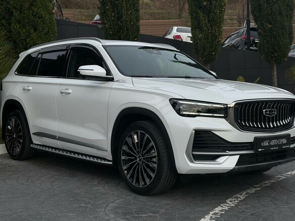 2026 Geely Monjaro I Рестайлинг, белый - вид 4