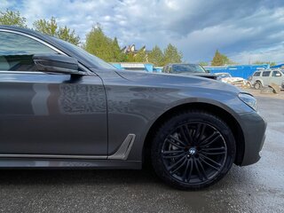 2018 BMW 7 серии Long 740Ld xDrive VI (G11/G12), серый, 3490000 рублей, вид 3