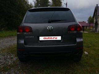 2008 Volkswagen Touareg I Рестайлинг, серебристый, 1150000 рублей, вид 3