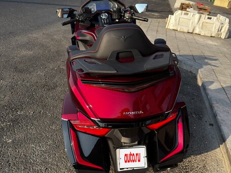 2019 Honda GL 1800 Gold Wing, красный, 3200000 рублей, вид 3