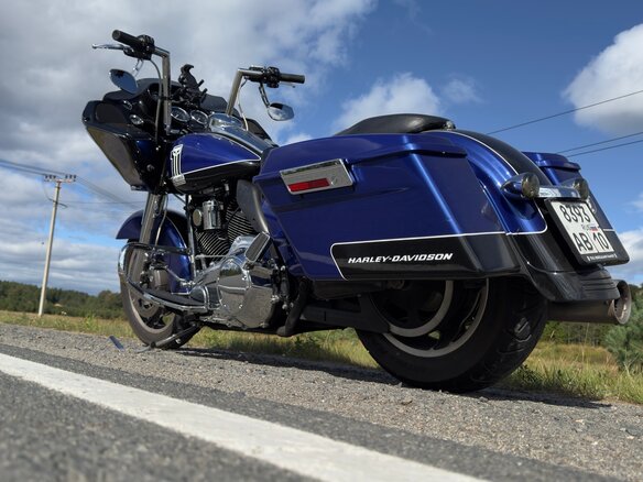 2011 Harley-Davidson Road Glide Limited, синий, 1000000 рублей - вид 21