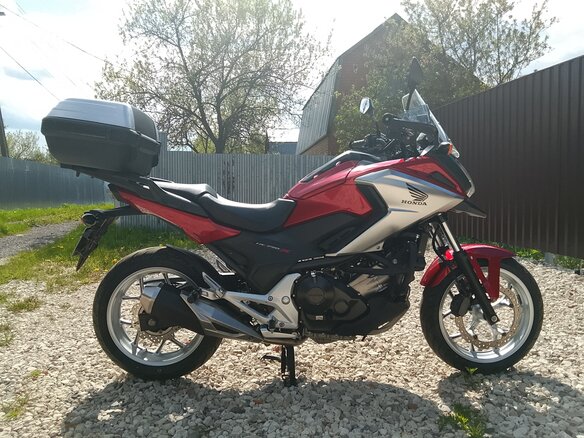 2017 Honda NC 750X, красный, 850000 рублей - вид 7