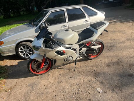 1999 Yamaha YZF-R6, белый, 250000 рублей, вид 1