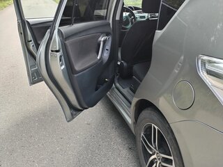 2011 Toyota Verso I, серый, 1050000 рублей, вид 4
