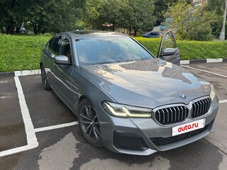 2022 BMW 5 серии 520i VII (G30/G31/G38) Рестайлинг, серый, 5200000 рублей, вид 2
