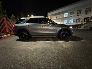 2019 Mercedes-Benz GLE 350 II (V167), серый, 4750000 рублей, вид 3