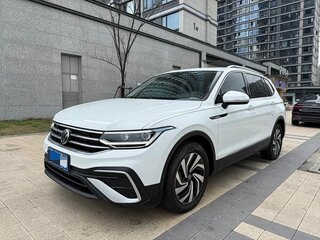 2023 Volkswagen Tiguan L II Рестайлинг (China Market), белый, 1807111 рублей, вид 3