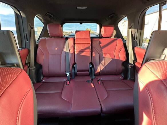 2023 Lexus LX 500d IV, чёрный, 15500000 рублей - вид 15
