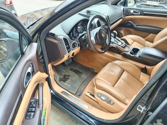 2011 Porsche Cayenne S II (958), чёрный, 1900000 рублей - вид 11