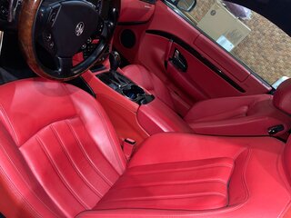 2009 Maserati GranTurismo I, серебристый, 2450000 рублей, вид 4