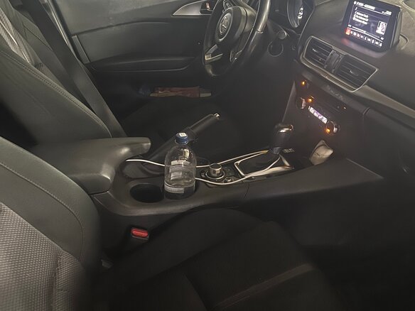 2016 Mazda 3 III (BM) Рестайлинг, красный, 1500000 рублей - вид 8