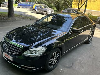 2010 Mercedes-Benz S-Класс 500 Long V (W221) Рестайлинг, чёрный, 1700000 рублей, вид 1