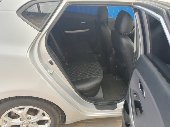2015 Kia Ceed II Рестайлинг, серебристый, 1050000 рублей - вид 5