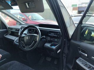 2017 Honda Stepwgn Spada V, фиолетовый, 2250000 рублей, вид 4