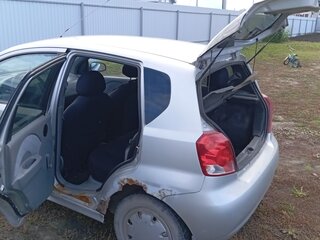 2004 Chevrolet Aveo I, серебристый, 130000 рублей, вид 5
