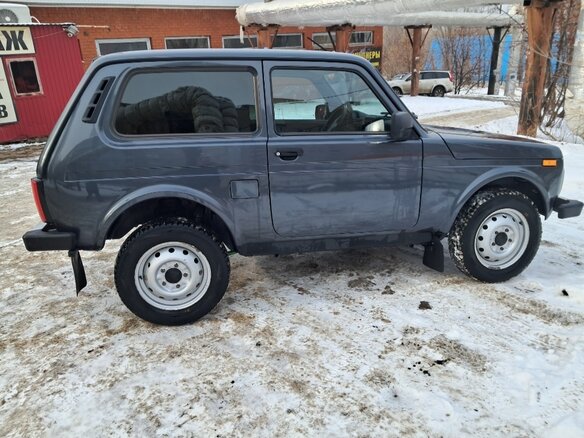 2021 Lada (ВАЗ) Niva Legend I, серый, 700000 рублей - вид 1