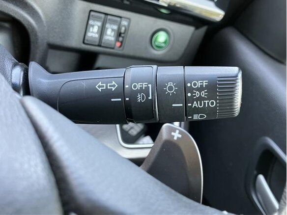 2021 Honda Stepwgn Spada V Рестайлинг, серебристый - вид 19
