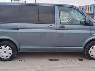 2008 Volkswagen Multivan T5, серый, 1550000 рублей, вид 2