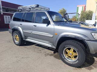 2004 Nissan Patrol V (Y61), серебристый, 3500000 рублей, вид 2