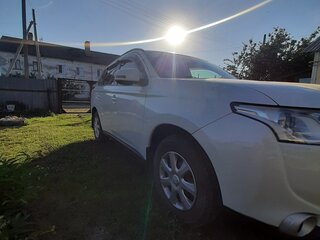 2013 Mitsubishi Outlander III, белый, 1100000 рублей, вид 5