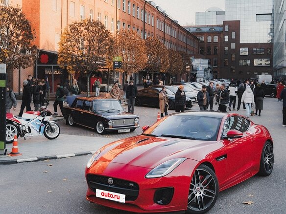 2019 Jaguar F-Type I Рестайлинг, красный, 3950000 рублей