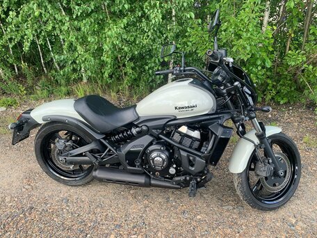 2015 Kawasaki EN650 Vulcan S, белый, 670000 рублей, вид 3