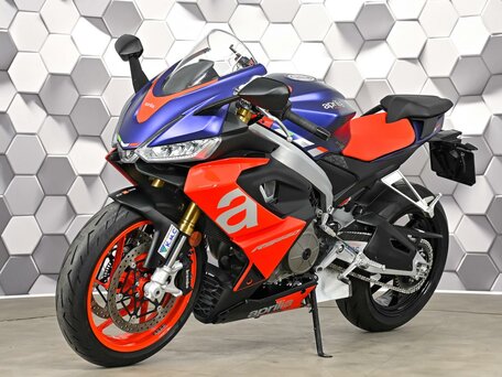 2022 Aprilia RS 660, синий, 1169000 рублей, вид 2
