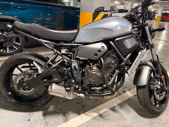 2020 Yamaha XSR700, серый, 725000 рублей - вид 13