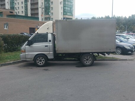 2012 Hyundai Porter, серый, 700000 рублей, вид 1