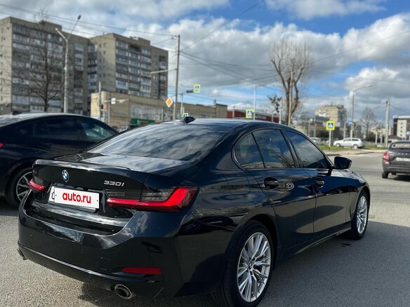 2023 BMW 3 серии 330i xDrive VII (G2x) Рестайлинг, чёрный, 4750000 рублей - вид 5
