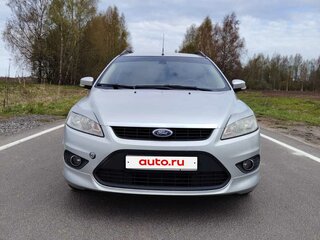 2009 Ford Focus II Рестайлинг, серебристый, 650000 рублей, вид 2