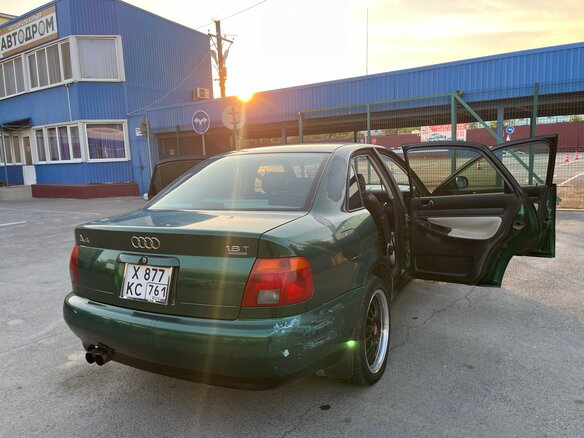 1997 Audi A4 I (B5), зелёный, 380000 рублей - вид 5