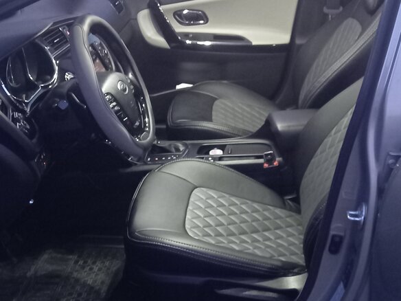2016 Kia Ceed II Рестайлинг, серебристый, 2000000 рублей - вид 10