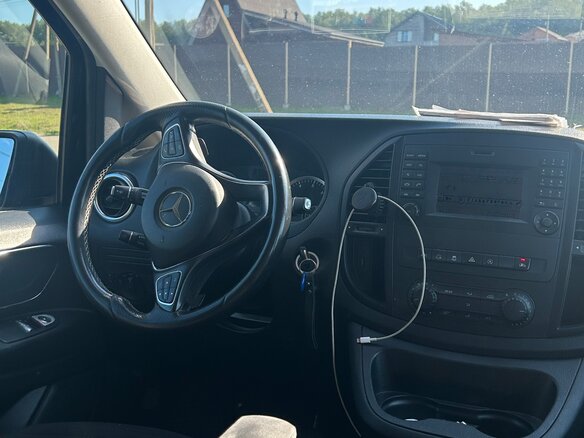 2017 Mercedes-Benz Vito 121 L3 III (W447), синий, 2300000 рублей - вид 14