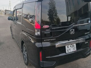 2018 Honda Stepwgn Spada V Рестайлинг, чёрный, 2900000 рублей, вид 4