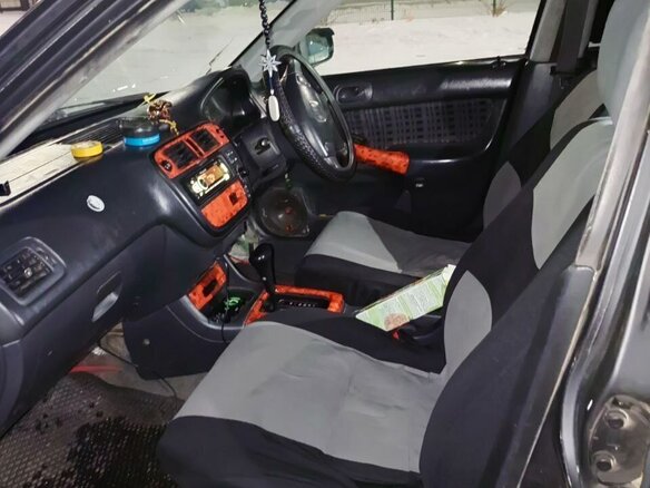 1998 Honda Orthia I, чёрный, 230000 рублей - вид 9