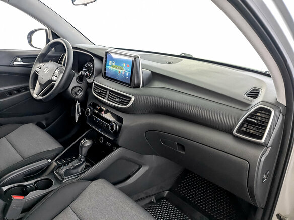 2019 Hyundai Tucson III Рестайлинг, серебристый, 1820000 рублей - вид 10
