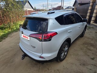 2018 Toyota RAV4 IV (XA40) Рестайлинг, белый, 2330000 рублей, вид 4