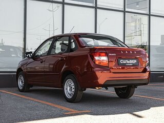 2026 Lada (ВАЗ) Granta I Рестайлинг, красный, 1088000 рублей, вид 2